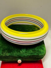 Load image into Gallery viewer, Vintage Lucite Bangle - Finely Find It Vintage!