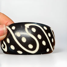 Load image into Gallery viewer, Vintage Carved Black Bangle - Finely Find It Vintage!